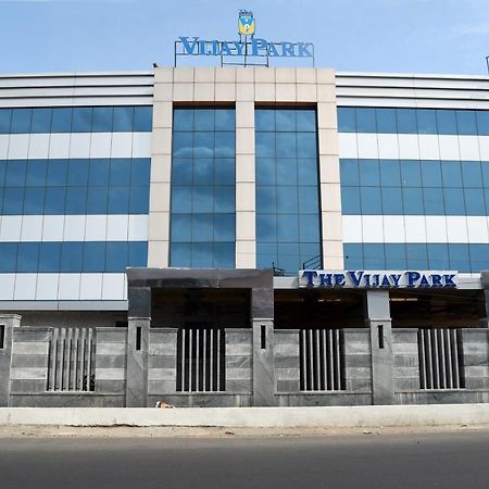 The Vijay Park - Airport Otel Chennai Dış mekan fotoğraf