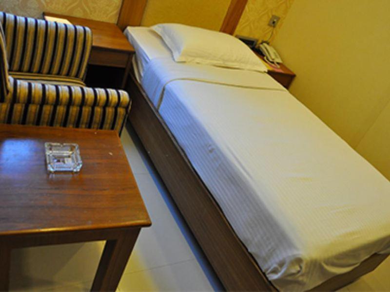 The Vijay Park - Airport Otel Chennai Dış mekan fotoğraf