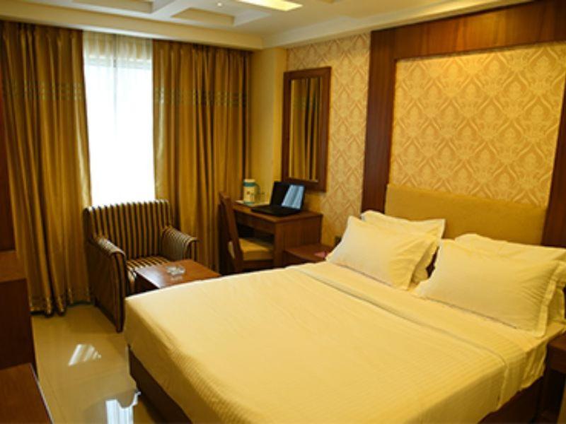 The Vijay Park - Airport Otel Chennai Dış mekan fotoğraf