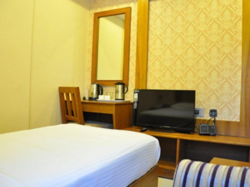 The Vijay Park - Airport Otel Chennai Dış mekan fotoğraf