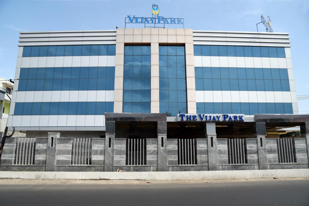 The Vijay Park - Airport Otel Chennai Dış mekan fotoğraf